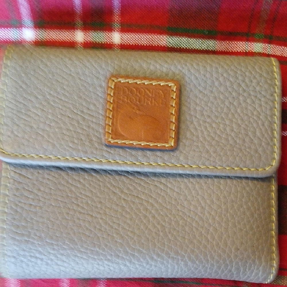 Dooney & Bourke Gray Leather Wallet with Tan Logo Patch